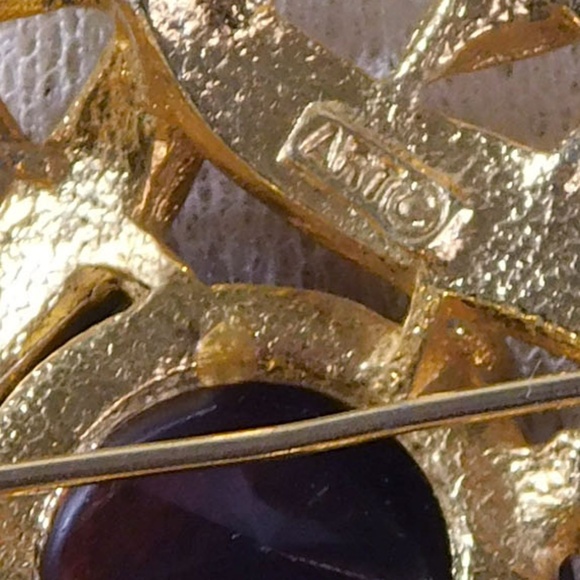 Amazing Vintage ART Signed Topaz Glass Stone Pearl and Glass Cabochon Brooch - Picture 4 of 5